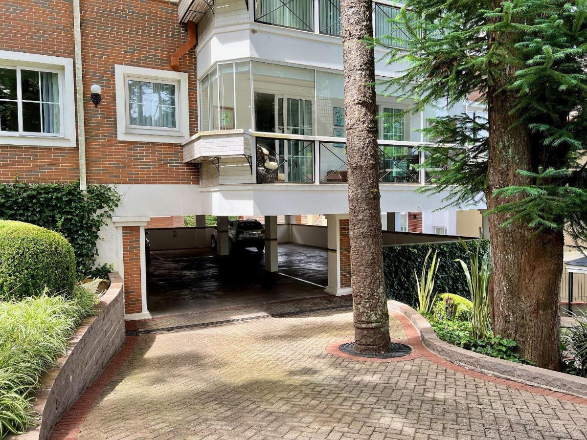 Apartamentos Condado Homelland Centro By Achei Gramado Bagian luar foto
